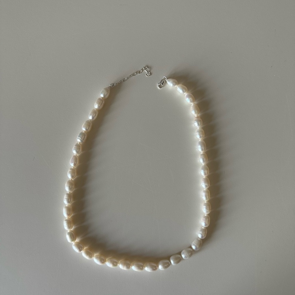 White Pearl Necklace